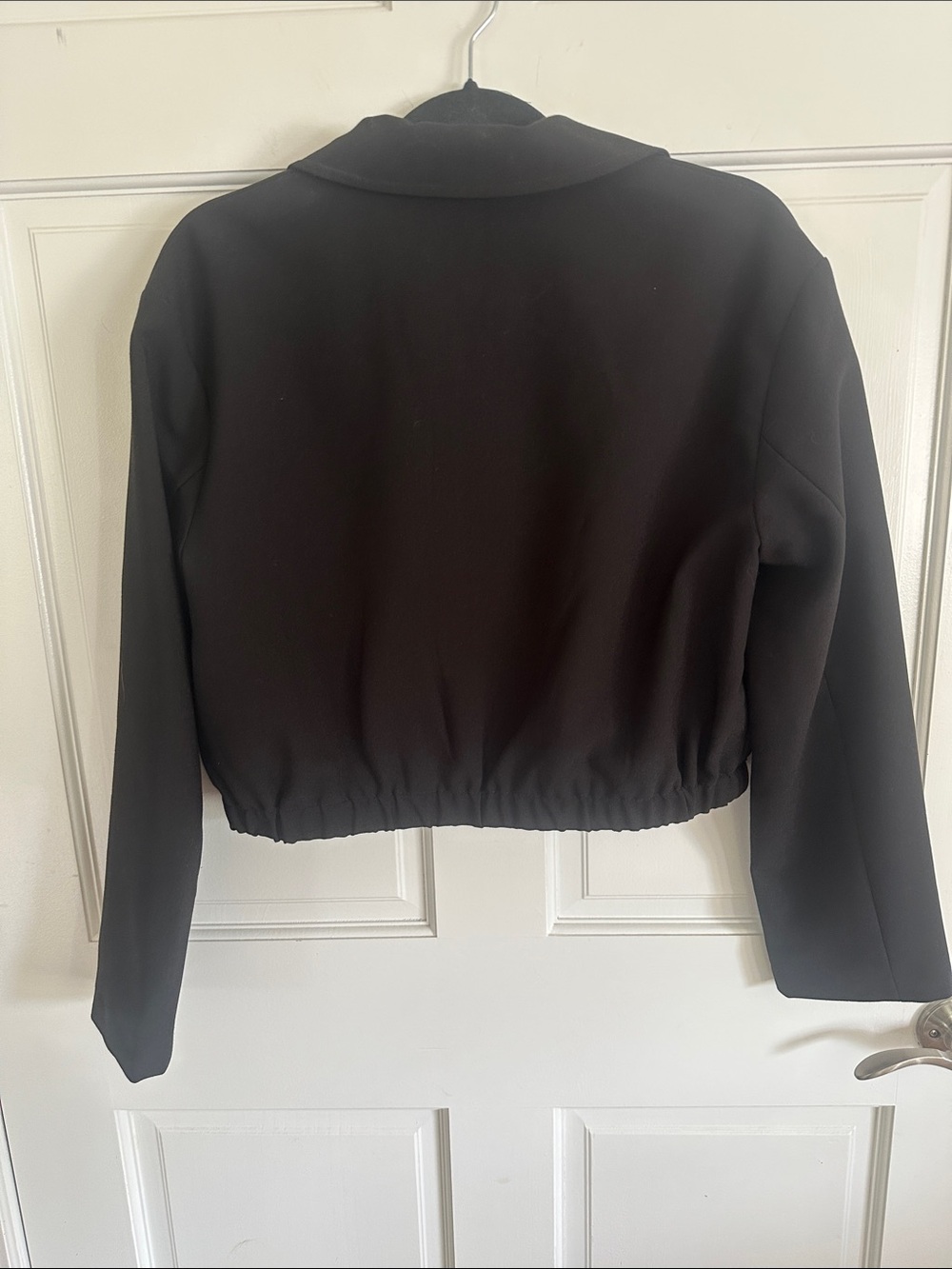 ZARA Black Cropped Bomber Jacket with Zip Front Medium like new L 18 chest 36 - Picture 4 of 4